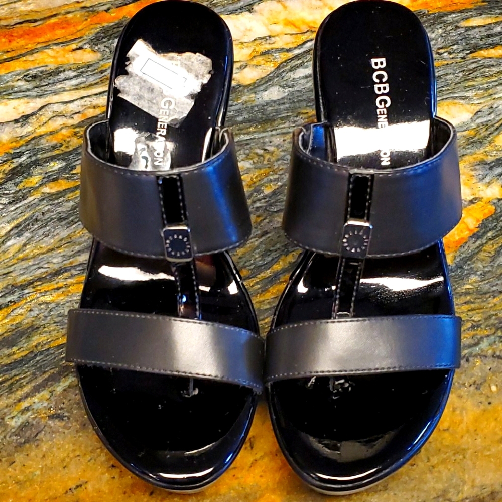 Womans wedges size 6